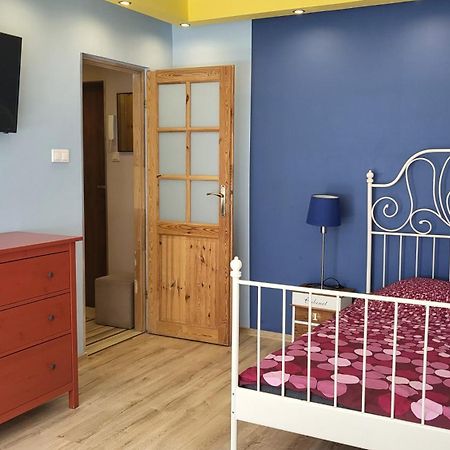 Studiospanie Studio Kapitana Z Balkonem Na Parterze Gdańsk Exteriör bild